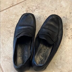 Cole Haan Black Slip-On Loafers Minimalist Design-Size 7
